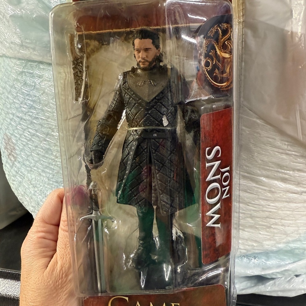 HBO Game of Thrones Action Figures Set Of 3 JonSnow, Arya, McFarlane Toys NEW - Picture 15 of 16